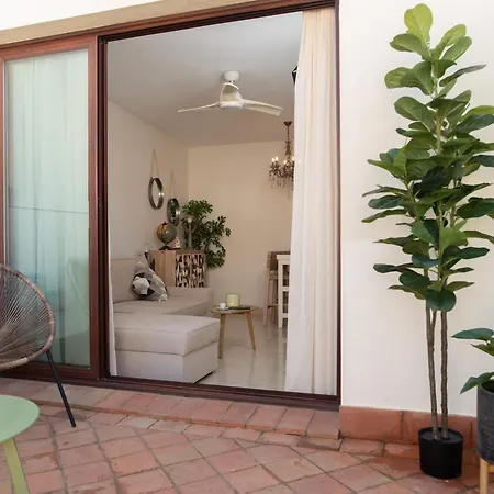 Alohamundi Lumbreras Atico 아파트 세비야