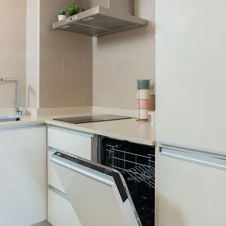 Alohamundi Lumbreras Atico 세비야