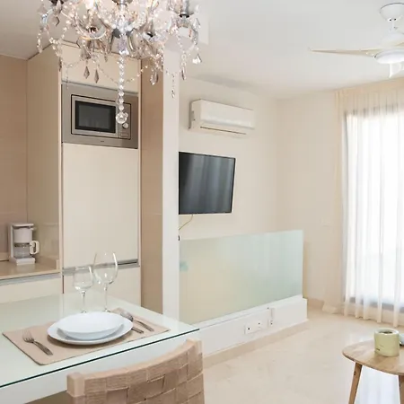 Alohamundi Lumbreras Atico Apartment Seville
